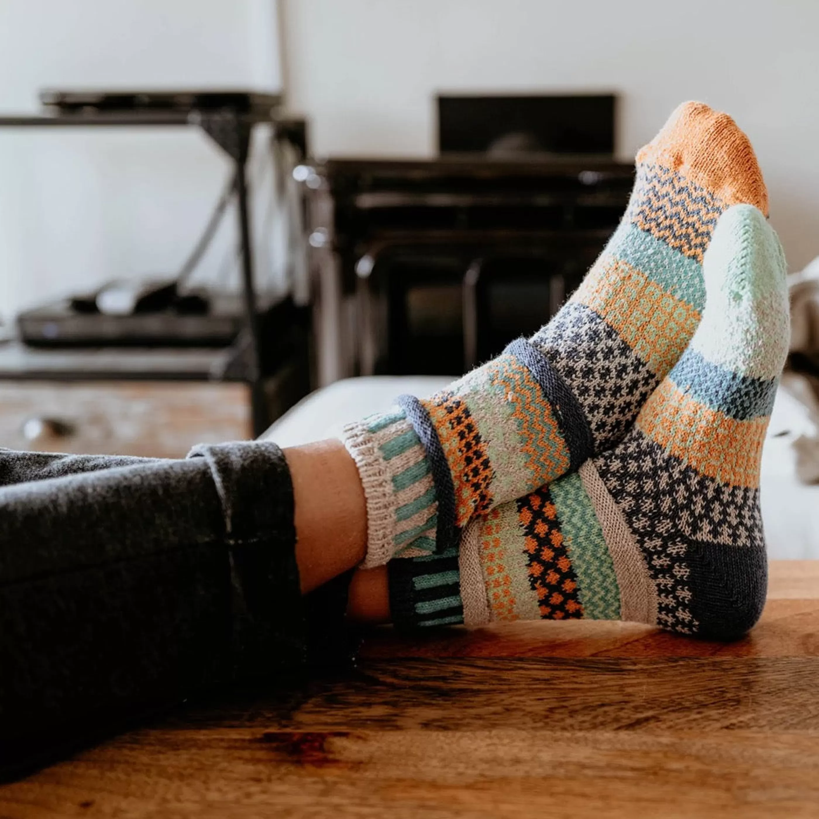 Solmate Men's Socks>Aloe Mismatched Crew Socks