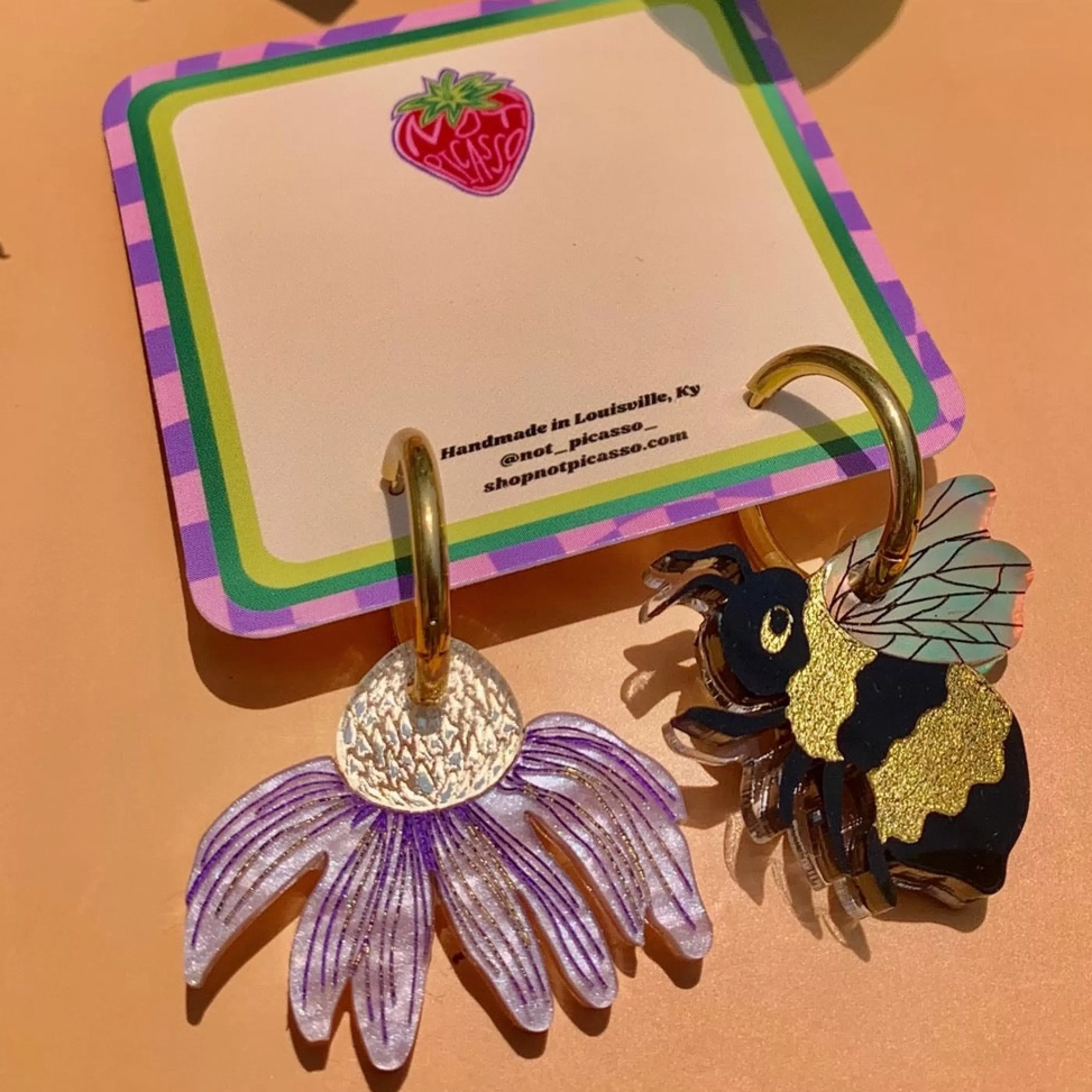 Not Picasso Jewellery>Bee And Flower Earrings