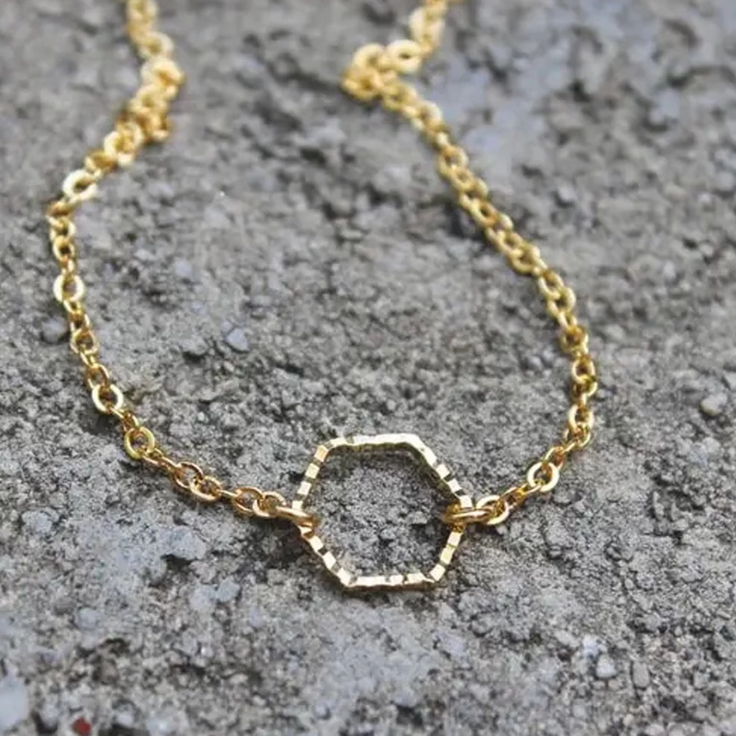 Vintage Acorn Jewellery>Bevelled Hexagon Necklace