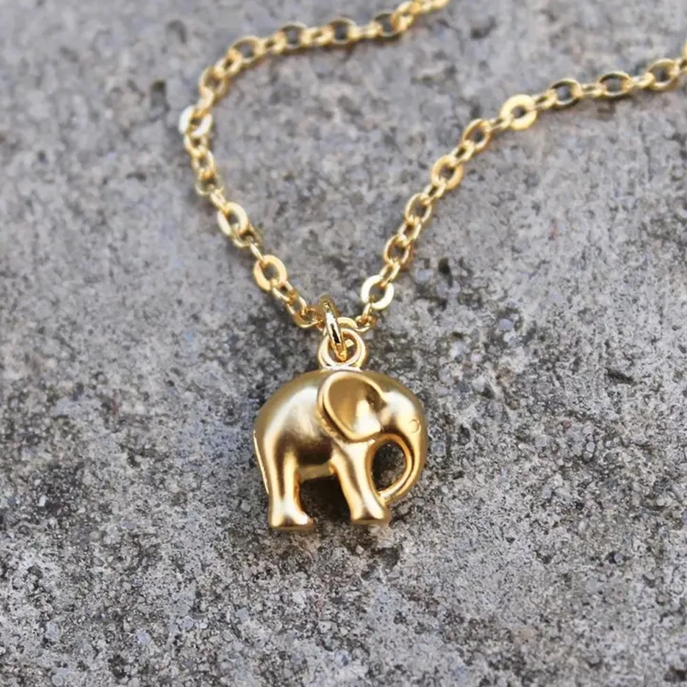 Vintage Acorn Jewellery>Elephant Necklace