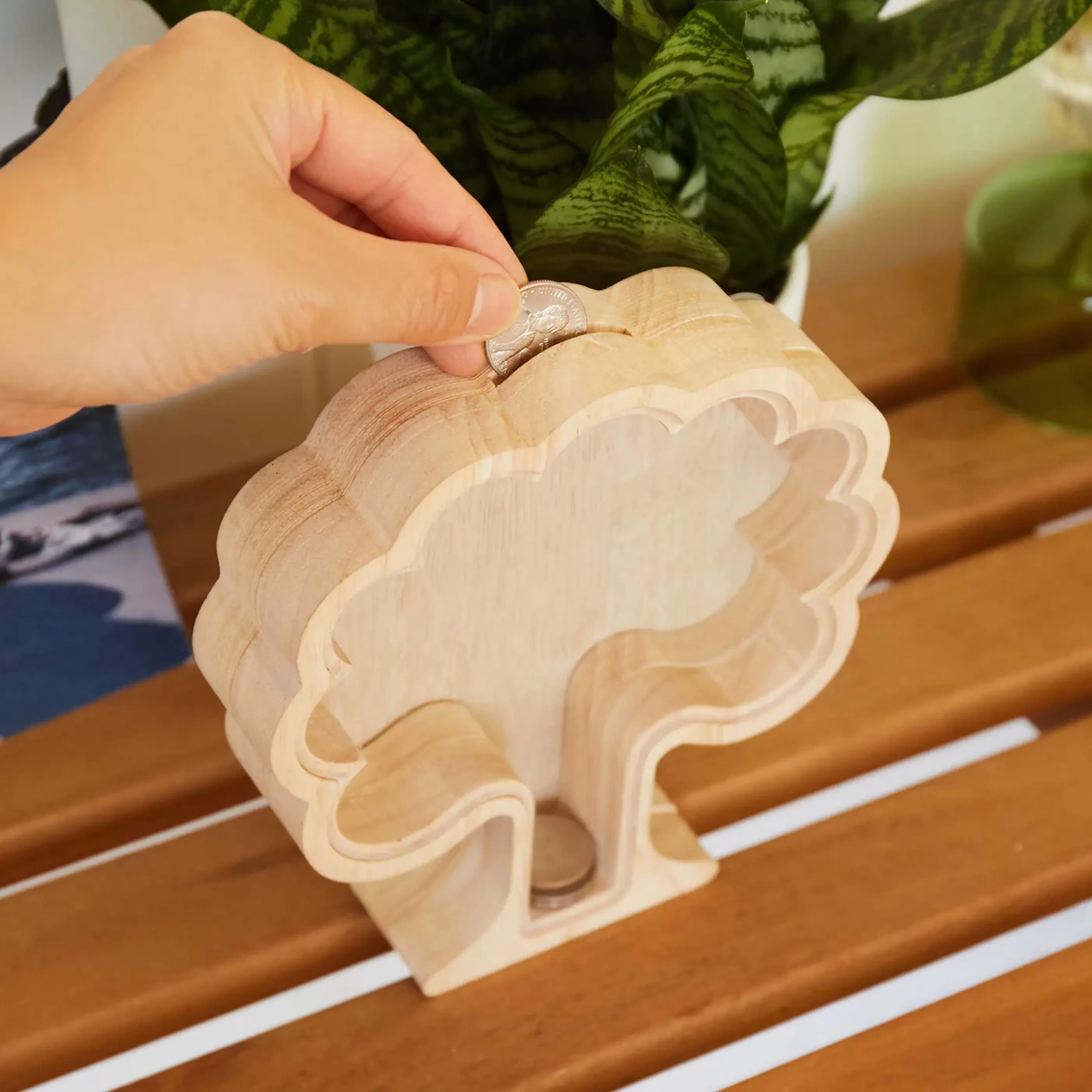 Kikkerland Home Accessories>Money Tree Bank