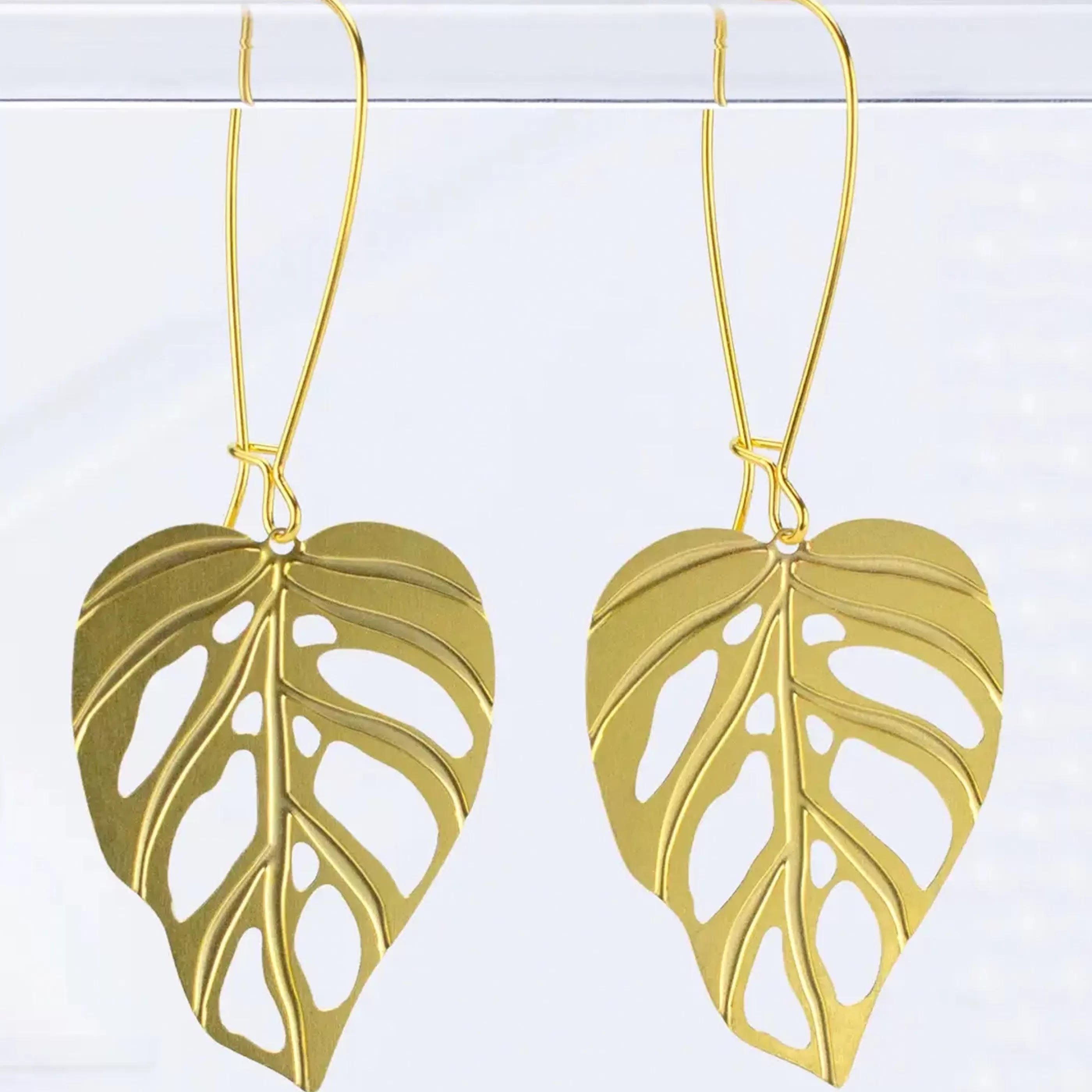 A Tea Leaf Jewelry Jewellery>Monstera Adansonii Earrings Gold