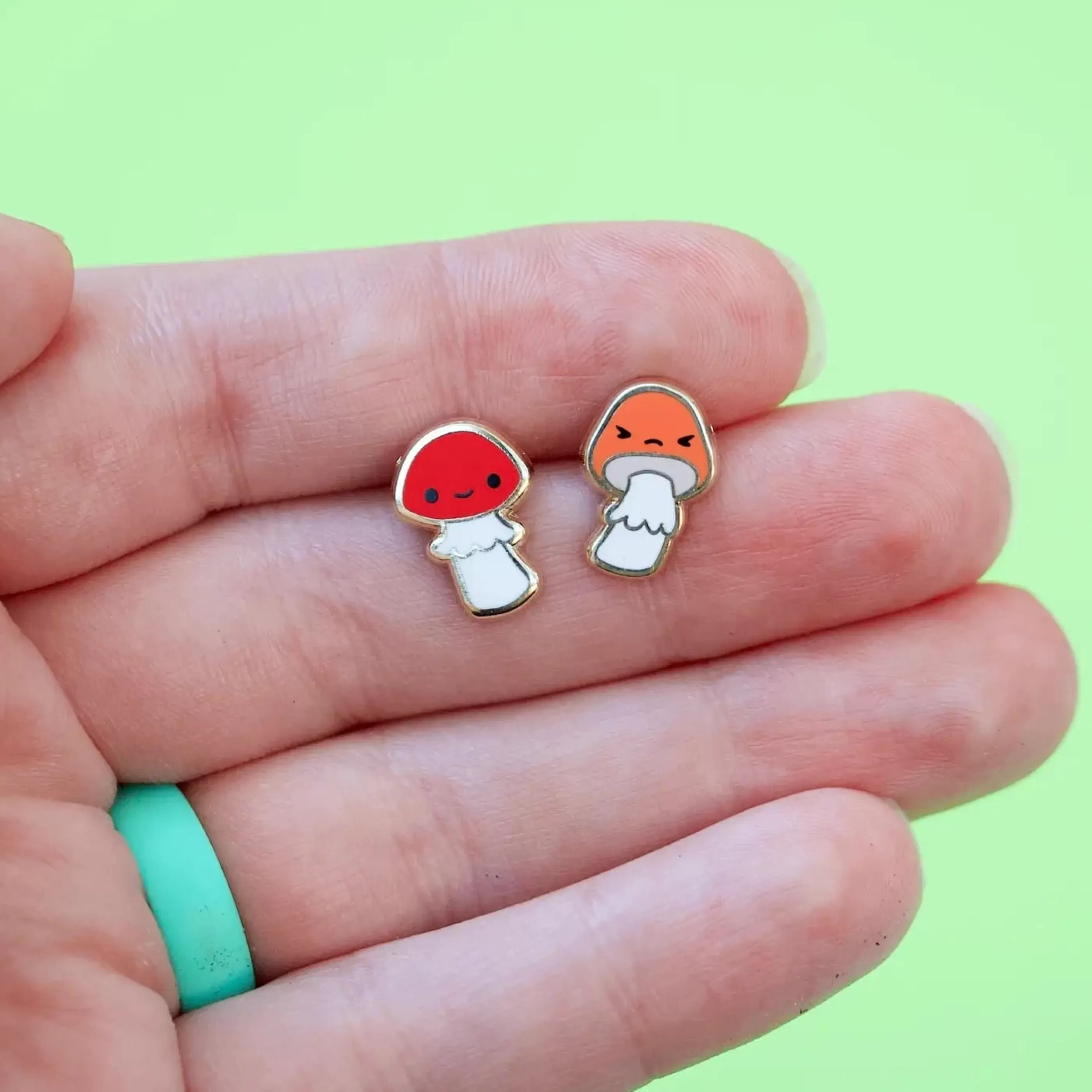 LuxCups Creative Jewellery>Mushroom Friend Earrings