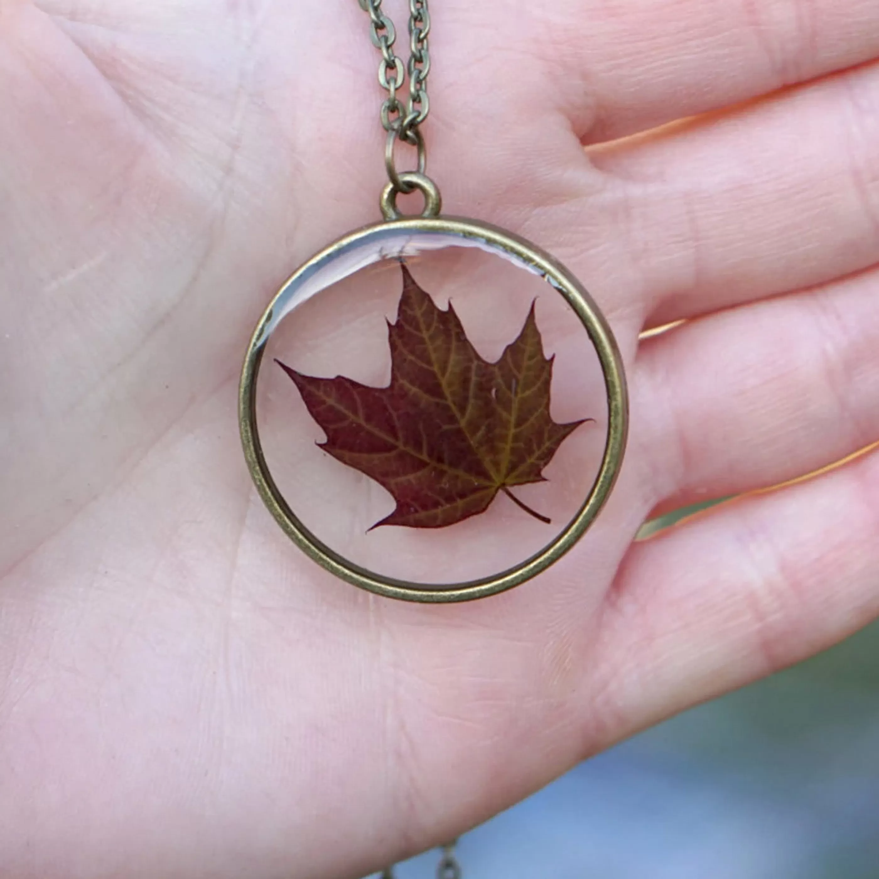 The Pretty Pickle Jewellery>Red Maple Leaf Necklace