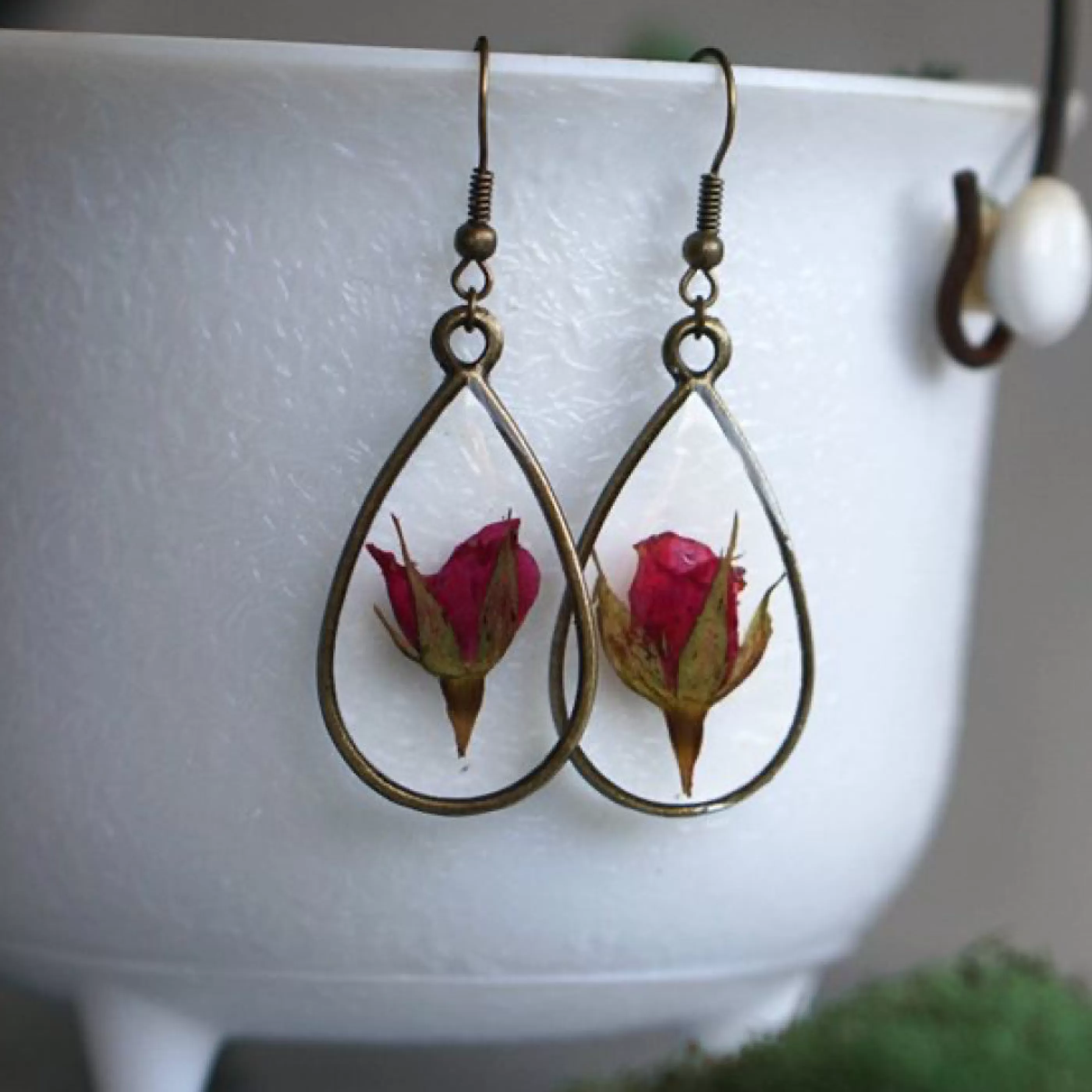 The Pretty Pickle Jewellery>Rose Pendant Earrings