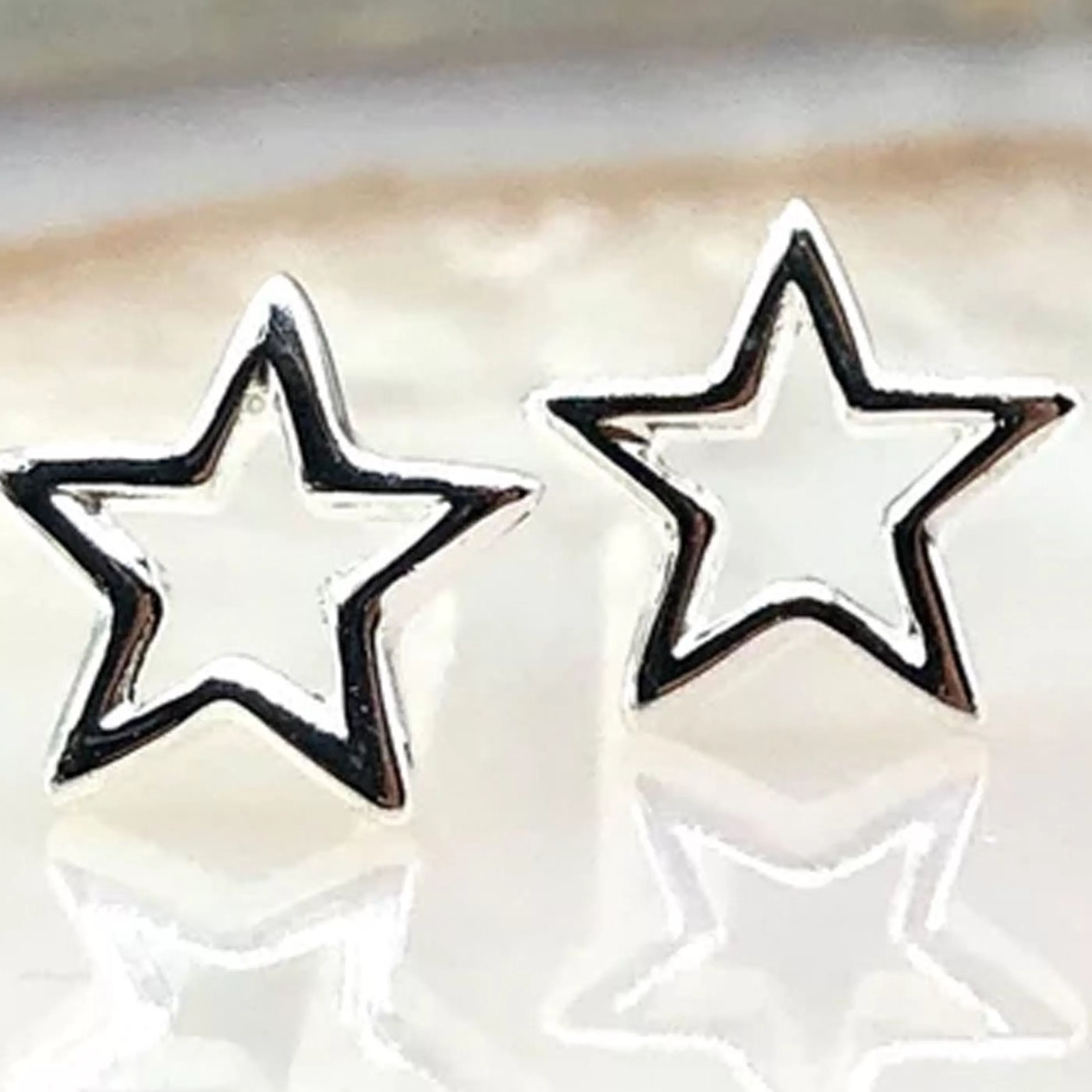 Howling Dog Artisan Jewellery Jewellery>Silver Star Studs Sterling Silver